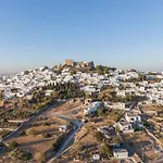 Sea & Sunset View Chora With Private Jacuzzi *
