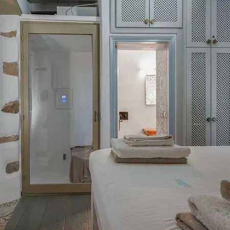 Sea & Sunset View Chora With Private Jacuzzi