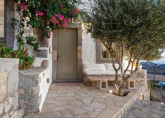 Sea & Sunset View Chora With Private Jacuzzi