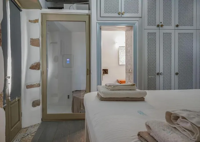 Sea & Sunset View Chora With Private Jacuzzi