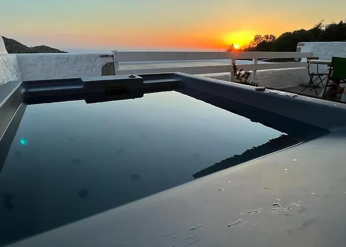 Tatil Evi Sea & Sunset View Chora With Private Jacuzzi Pátmos